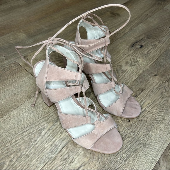 Vince Camuto WINOLA heel in leather - Size 9 - Picture 3 of 8